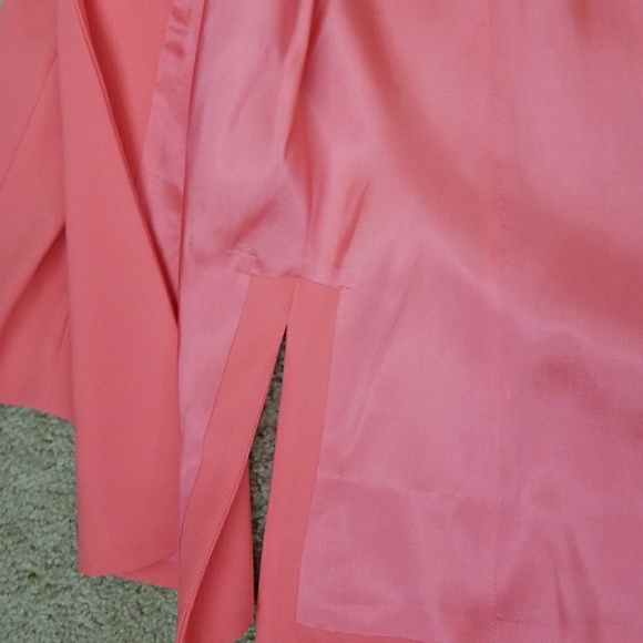 Gorgeous jacket - Picture 6 of 8